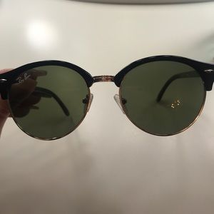 Ray-Ban Clubmaster Classic
